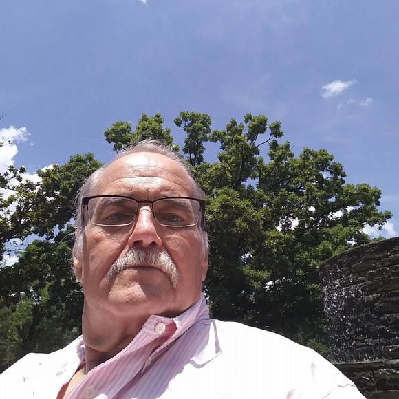 Meet your Posher, Jeff - Picture 1 of 1